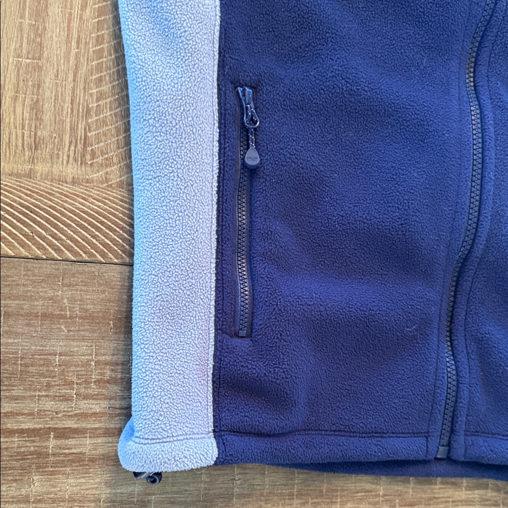 Vineyard Vines Navy Fleece Vest. Women’s Size XS. - Picture 11 of 16